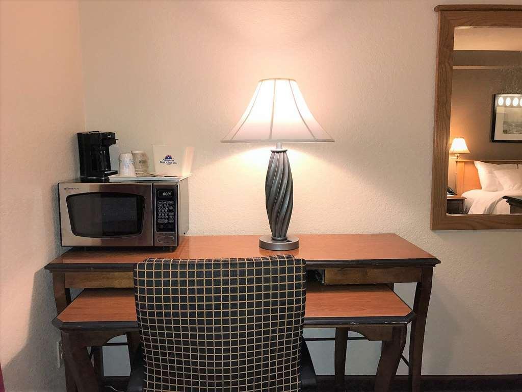 Americas Best Value Inn Lynnwood Ruang foto