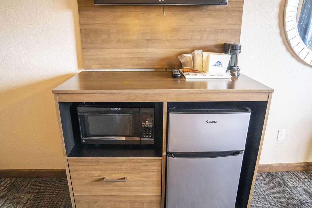 Americas Best Value Inn Lynnwood Ruang foto